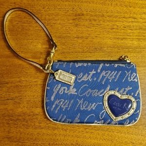 💙 Coach Wristlet